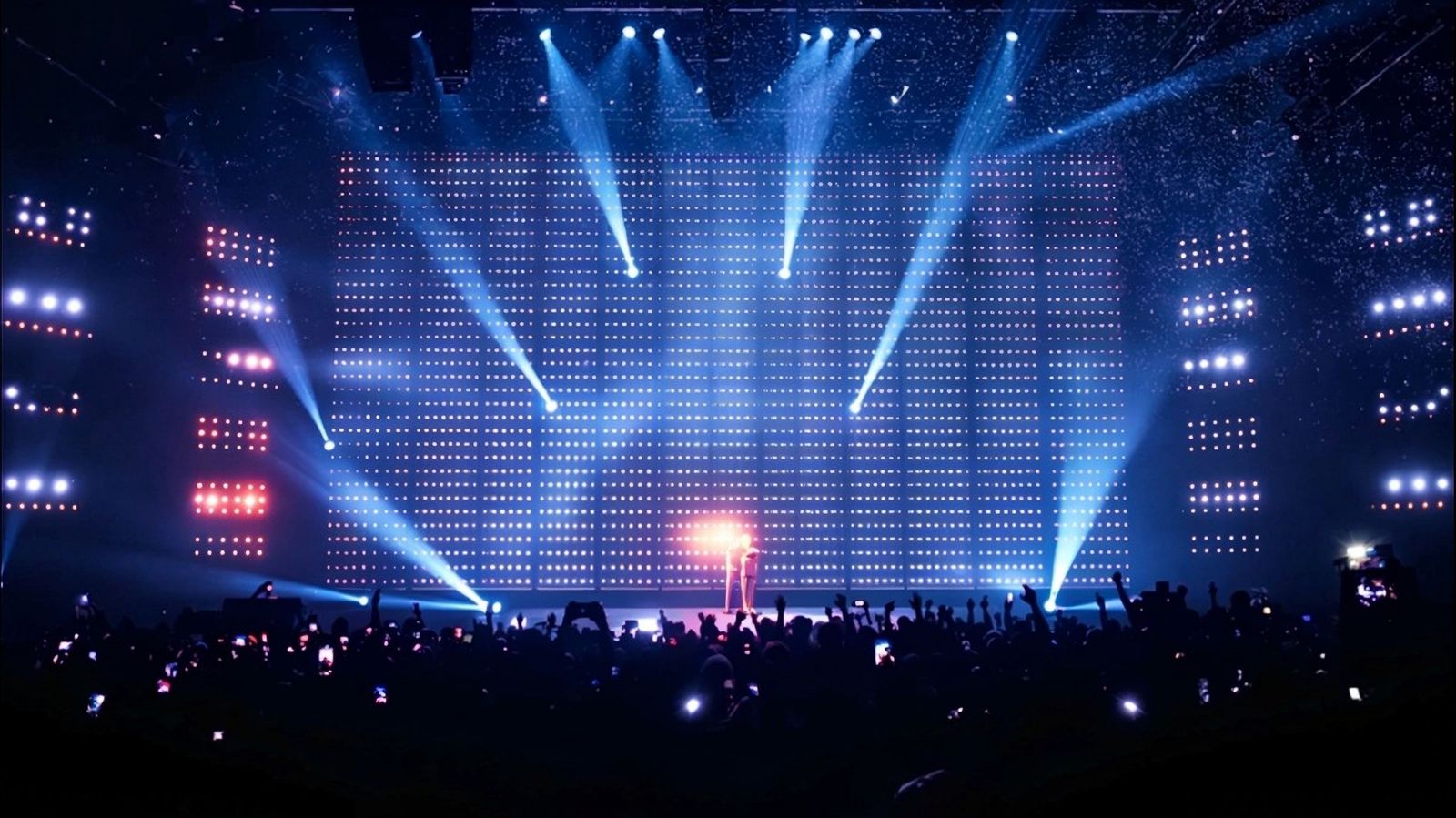 Arena concert stage